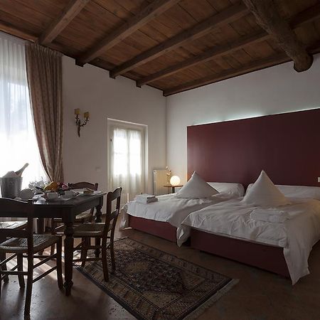 Agriturismo Cascina Marzana Hotel Pavia Buitenkant foto