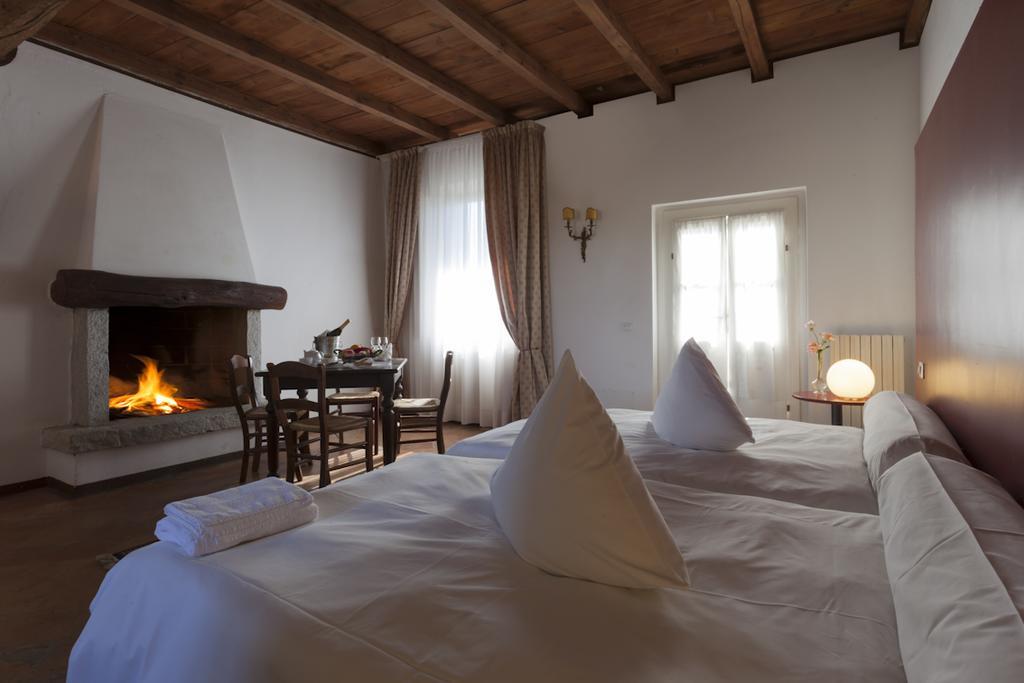 Agriturismo Cascina Marzana Hotel Pavia Buitenkant foto